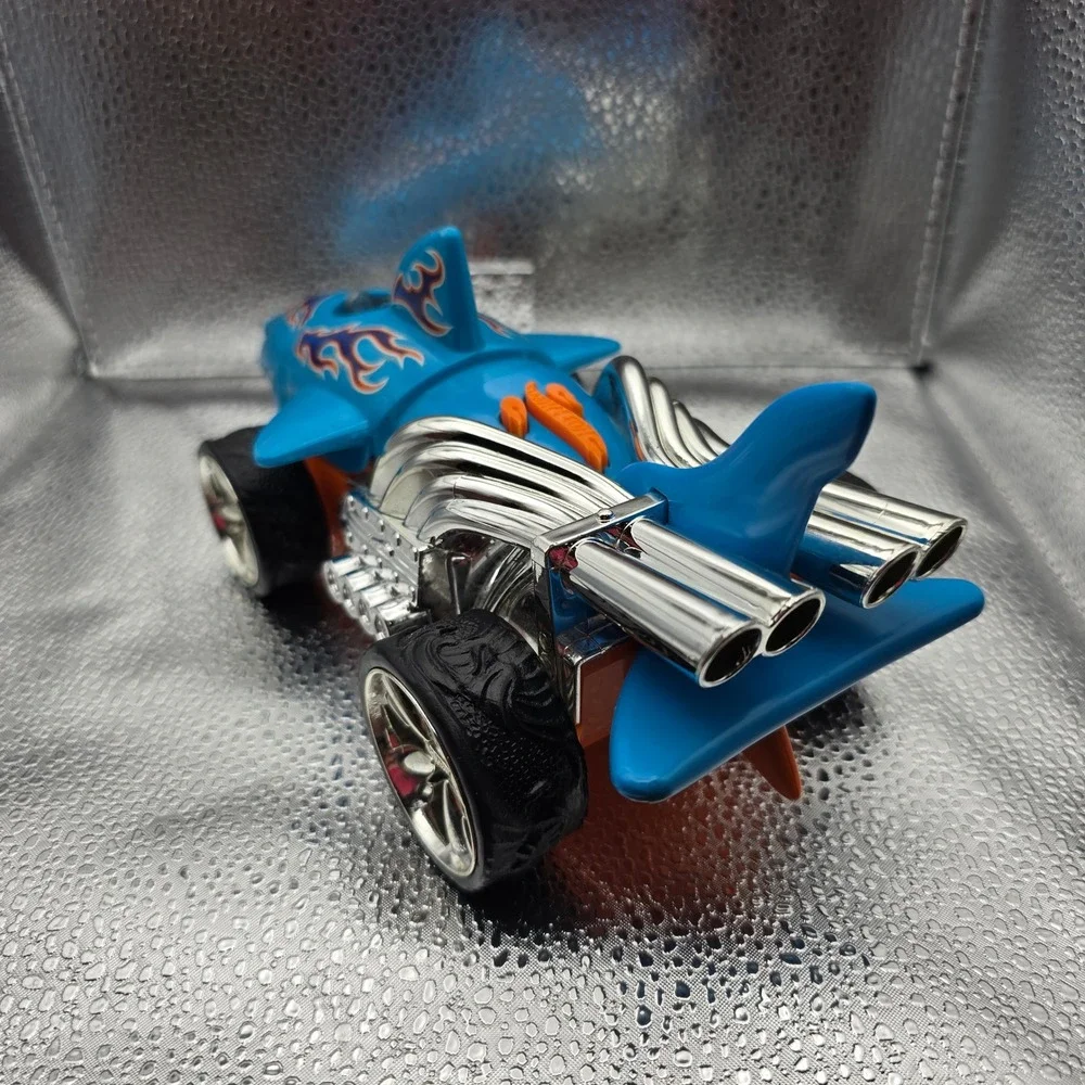 Hot Wheels Toy State Blue Shark Cruiser Car Light & Sounds Sharkruiser 2014 9
